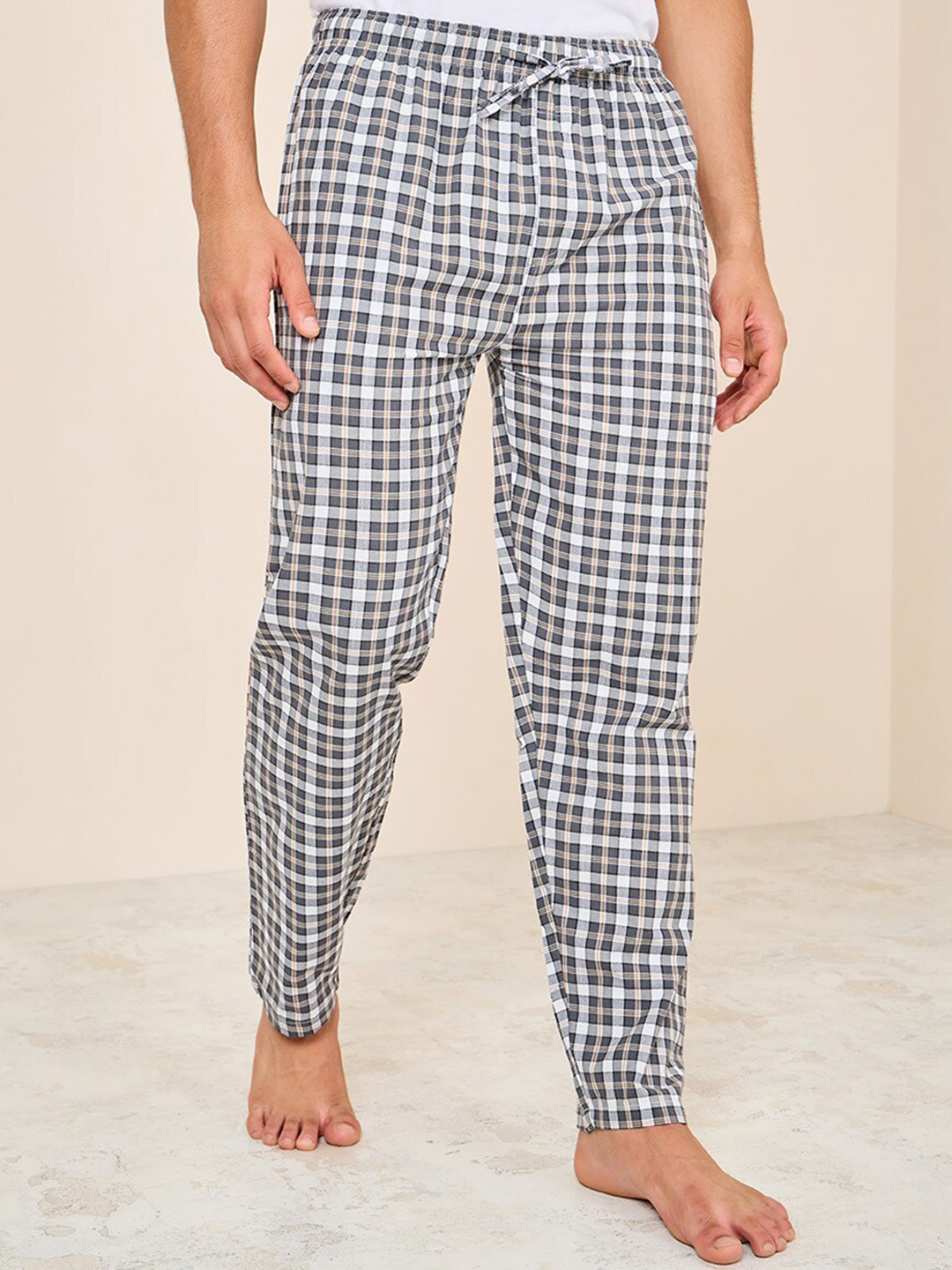 

Styli Men Checked Pure Cotton Lounge Pants, Grey