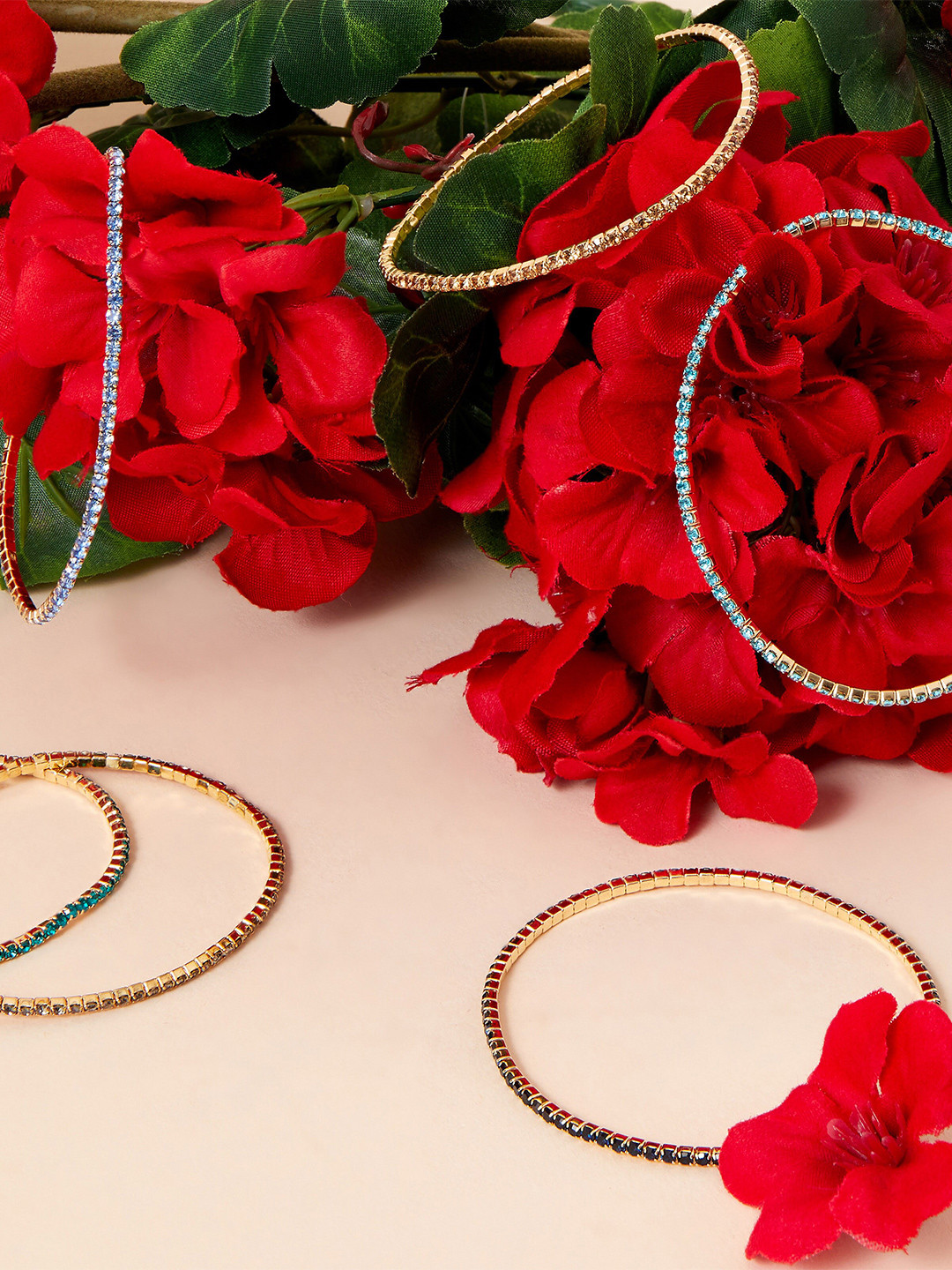 

Accessorize Women Set Of 6 Gold Plated Tiny Cupchain Stretch Bracelets