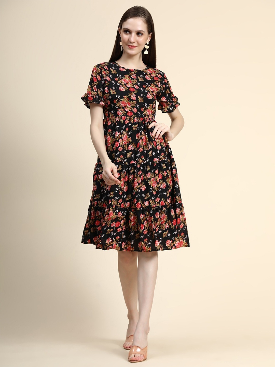 UDBHAV TEXTILE Floral Printed Round Neck Georgette Fit & Flare Dress, Black