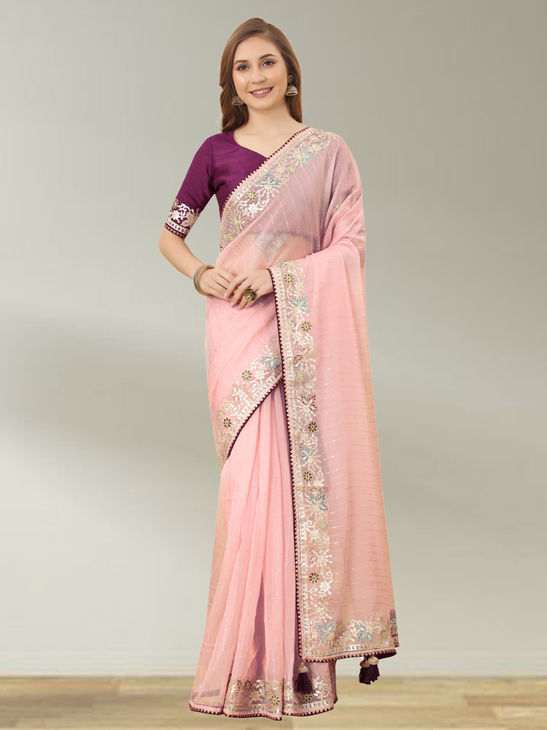 

N N ENTERPRISE Striped Embellished Sequinned Net Saree, Pink