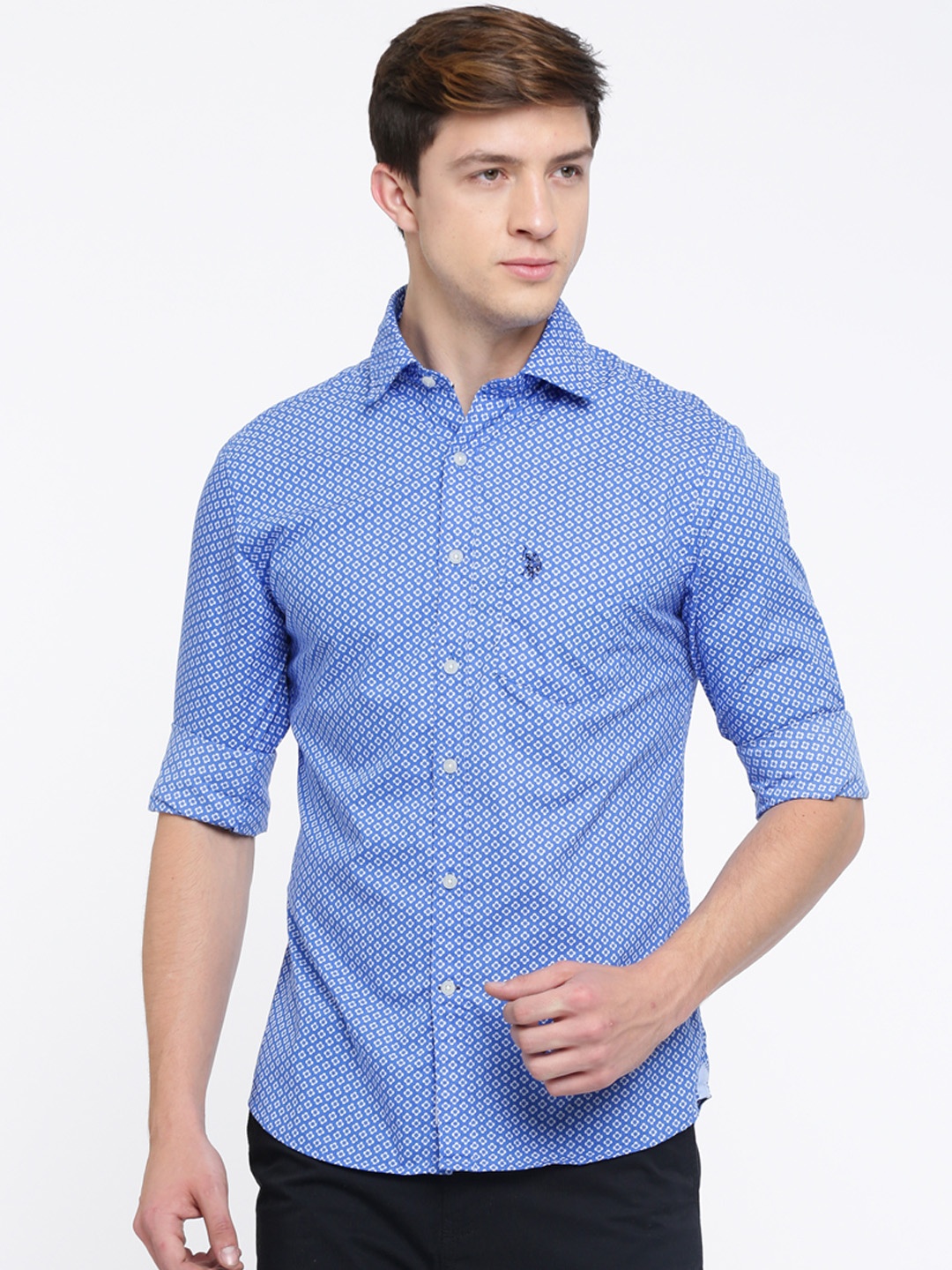 

U.S. Polo Assn. Men Blue & White Tailored Fit Printed Casual Shirt