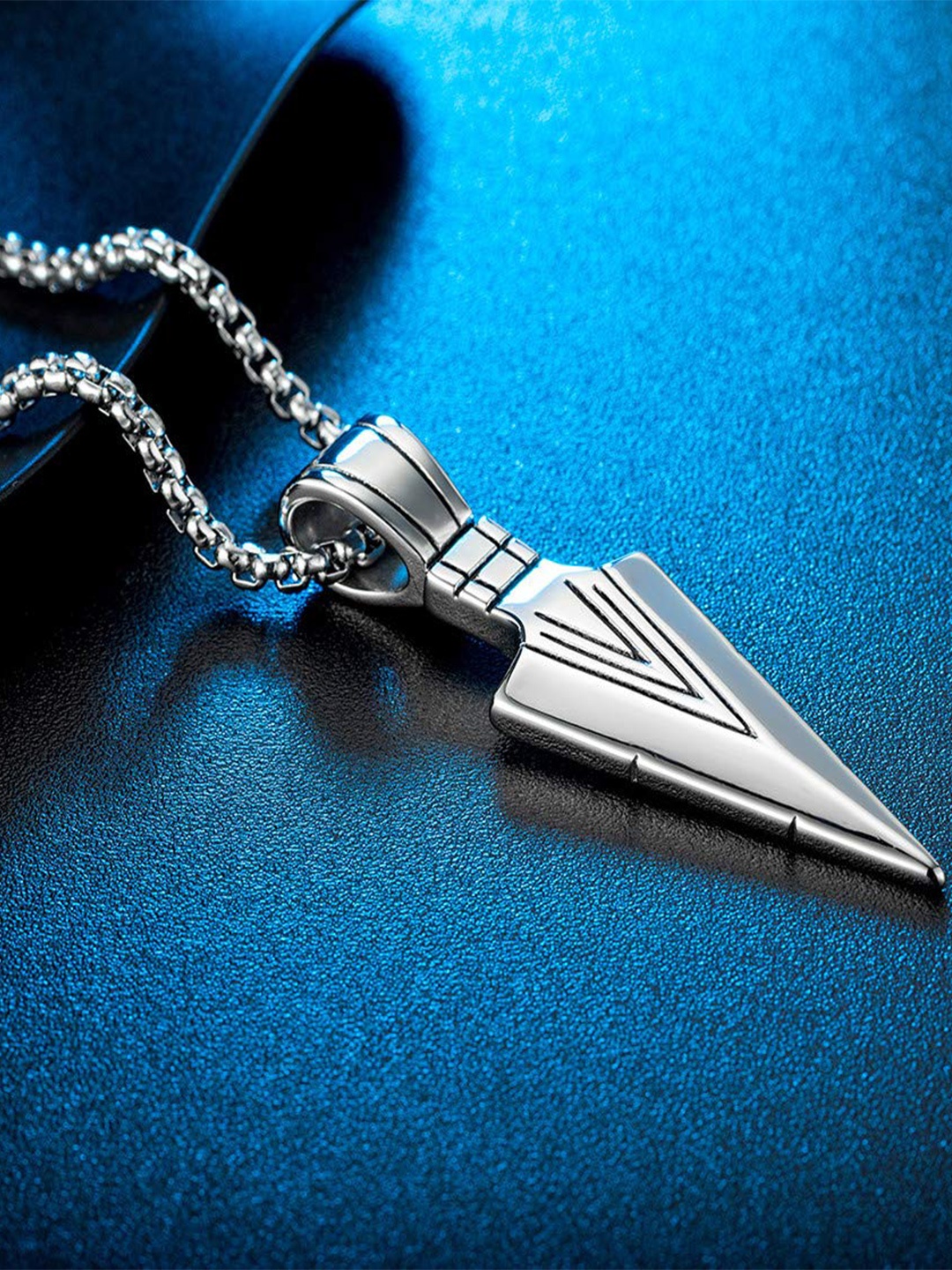 

EL REGALO Men Silver-Plated Necklace