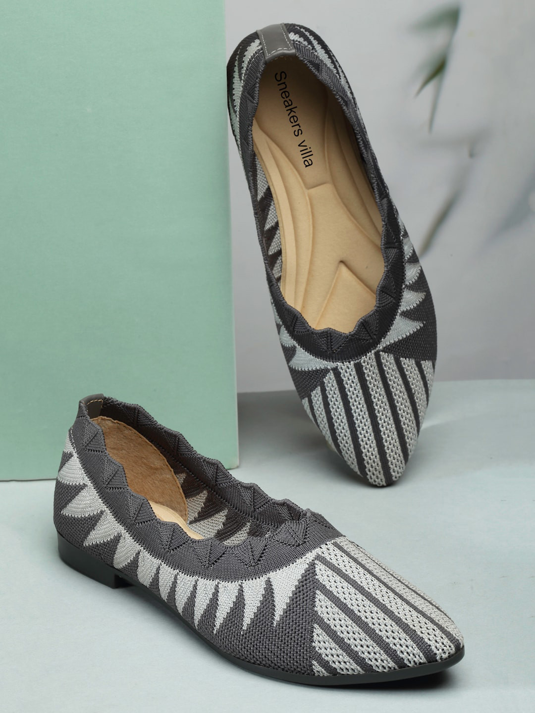 

sneakers villa Pointed Toe Printed Fabric Ballerinas, Grey