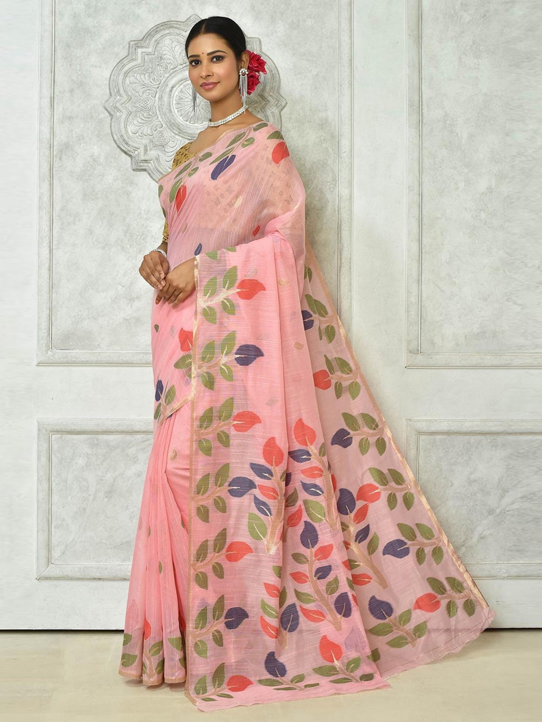 

GAJARAI Floral Woven Design Zari Saree, Pink