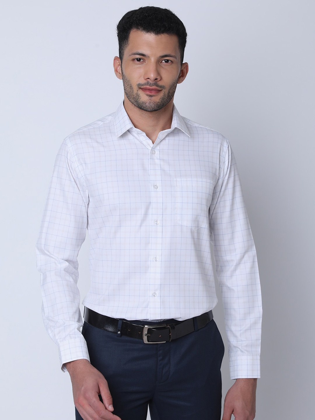 

Oxemberg Men Checked Classic Slim Fit Opaque Formal Shirt, White