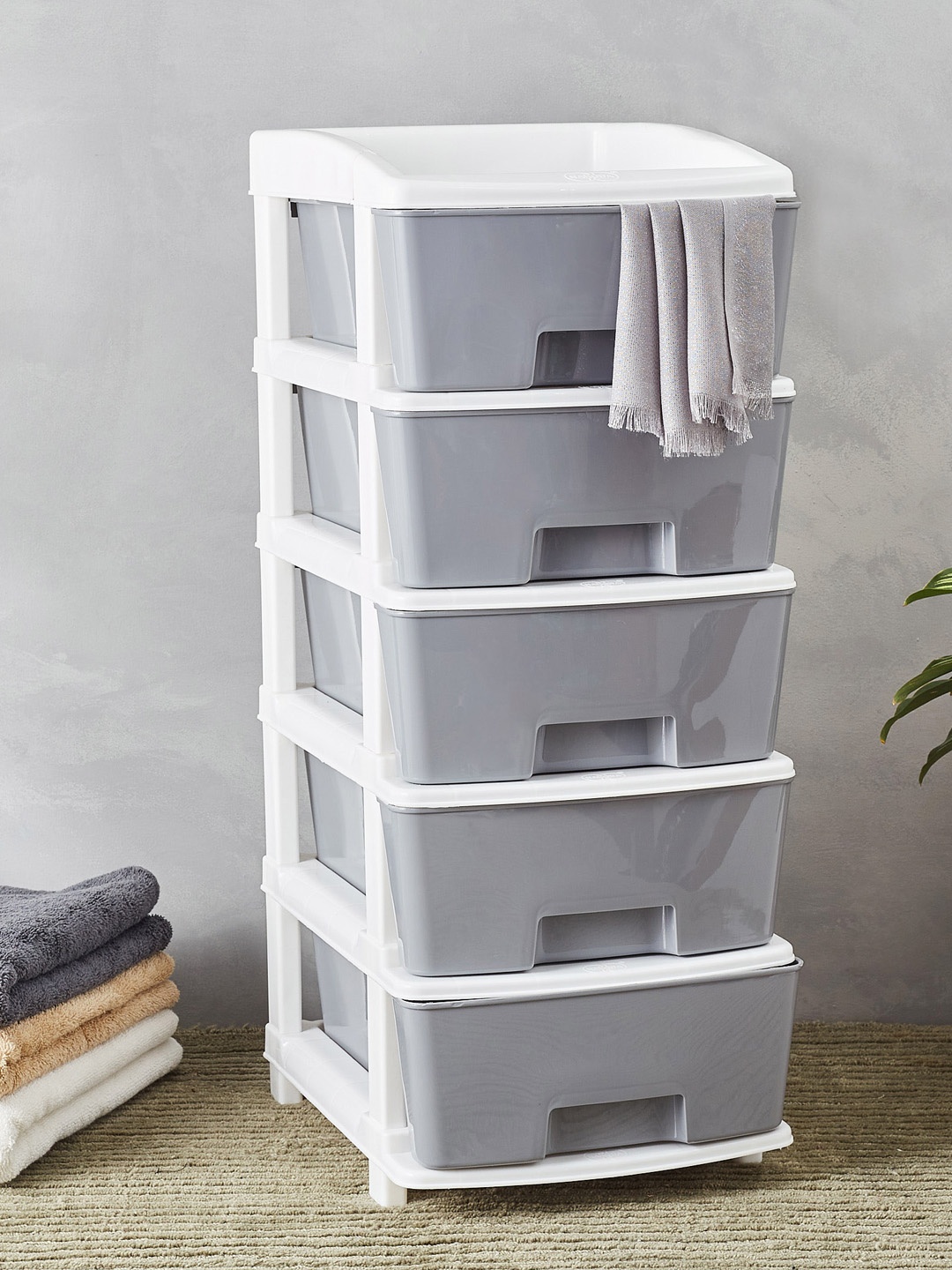 

Home Centre Omnia Oban Polypropylene 5-Tier Organiser Drawers, Grey