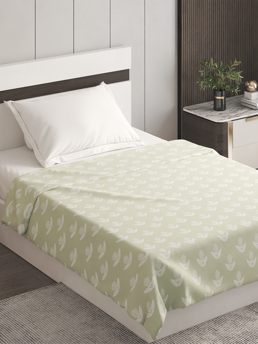 

Home Centre Belmont Green Ethnic Motifs Cotton Summer 120 GSM Single Bed Dohar