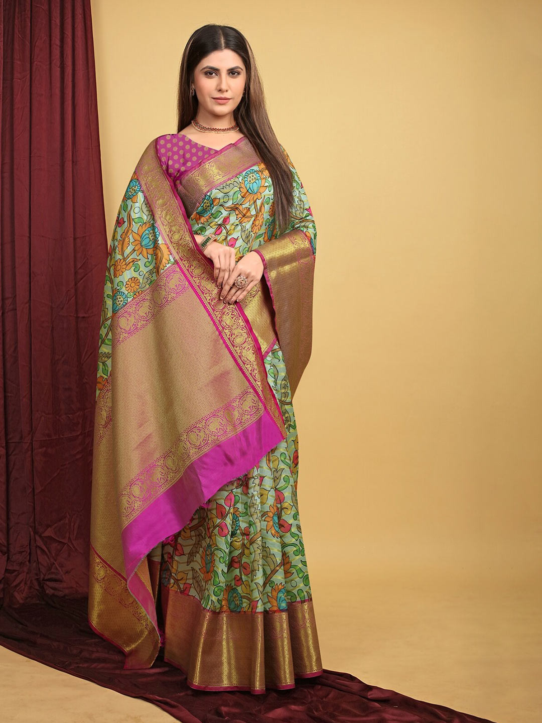 

AVANTIKA FASHION Floral Printed Zari Pure Silk Kanjeevaram Saree, Sea green