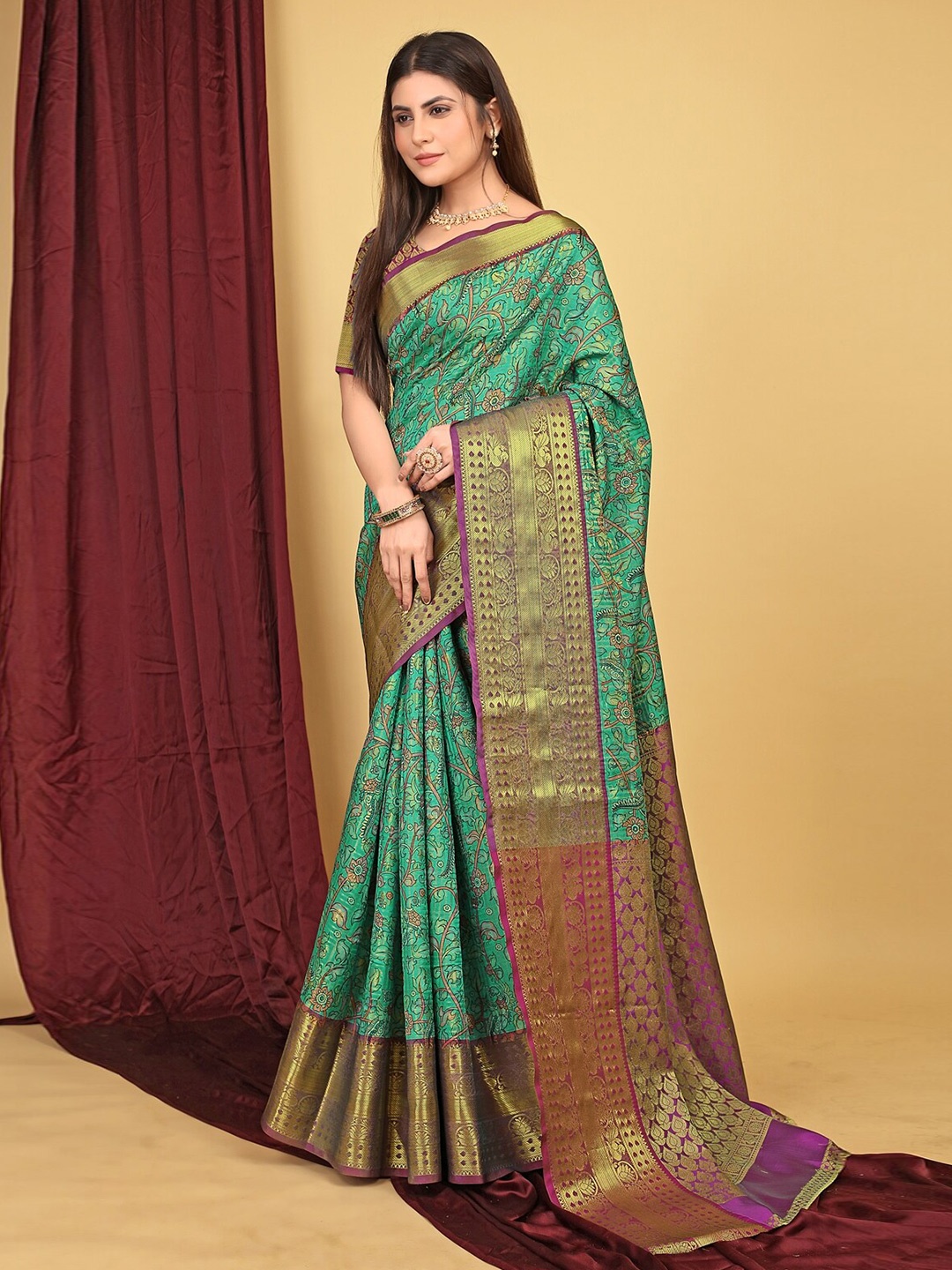 

AVANTIKA FASHION Floral Zari Pure Silk Kanjeevaram Saree, Teal