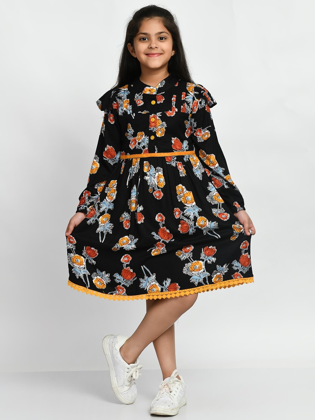 

Bella Moda Girls Floral Printed Pure Cotton Fit & Flare Dress, Black