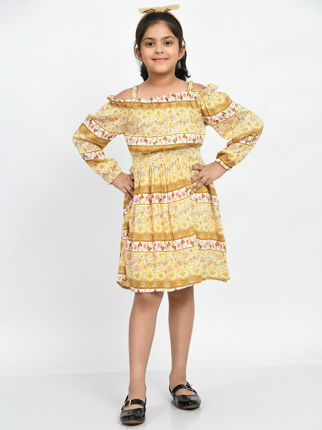 

Bella Moda Girls Floral Printed Puff Sleeves Pure Cotton Fit & Flare Dress, Yellow