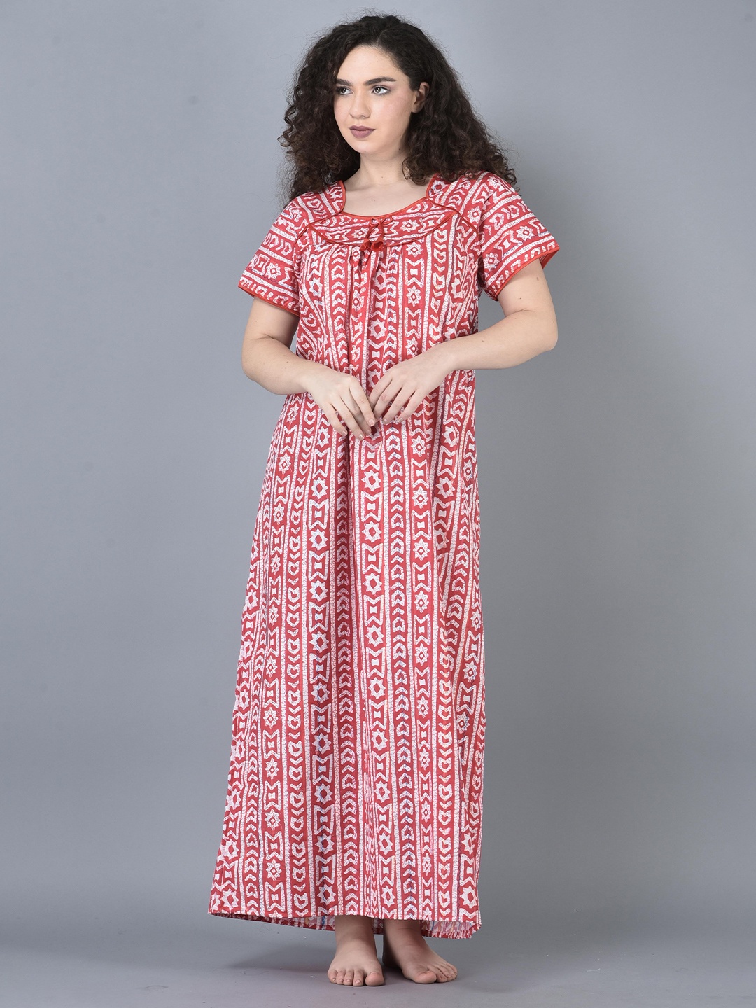 

Noty Geometric Printed Maxi Nightdress, Red