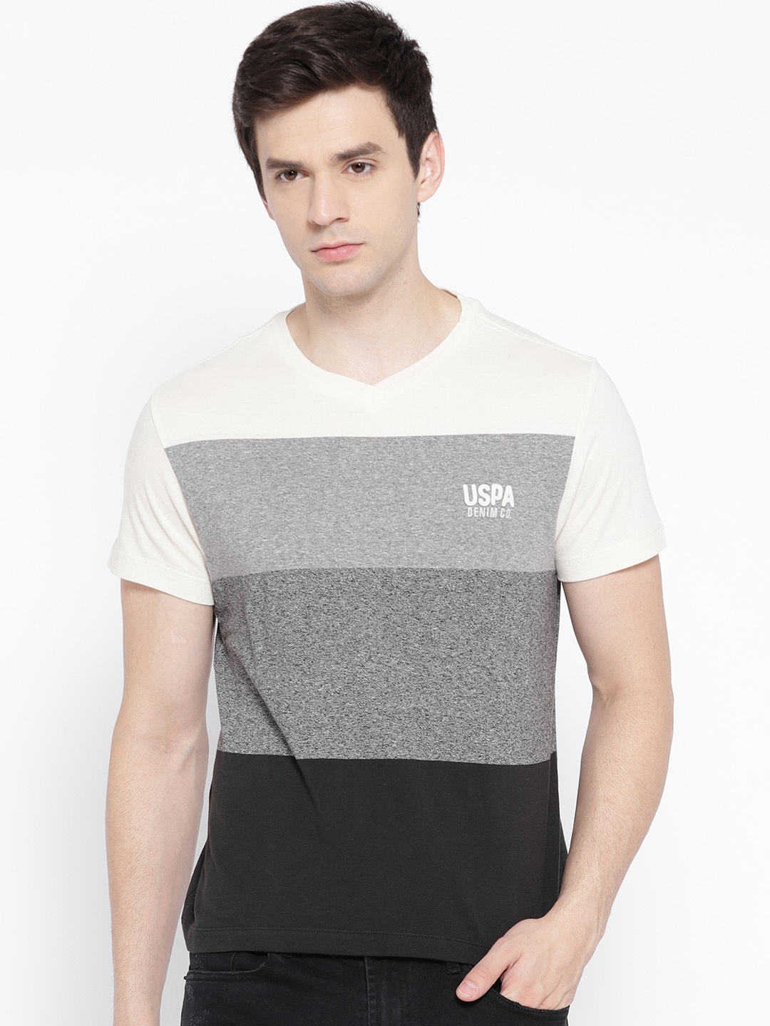 

U.S. Polo Assn. Denim Co. Men White & Grey Colourblocked Round Neck T-shirt