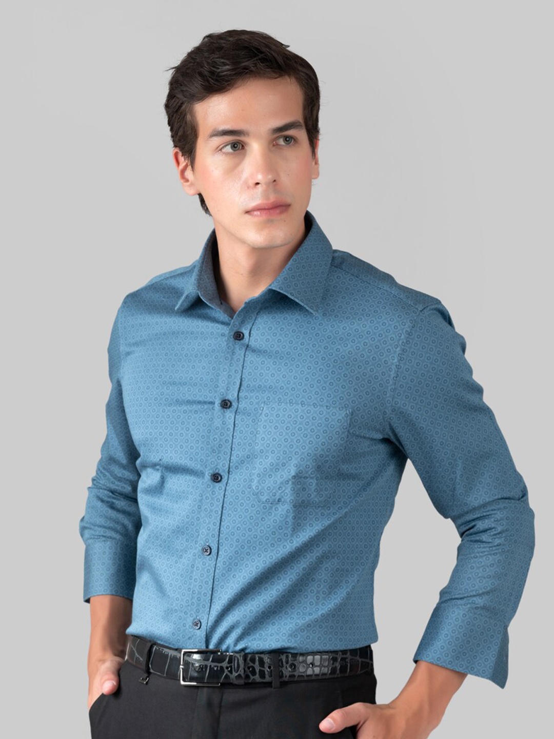 

MUTAQINOTI Comfort Opaque Geometric Printed Cotton Formal Shirt, Blue