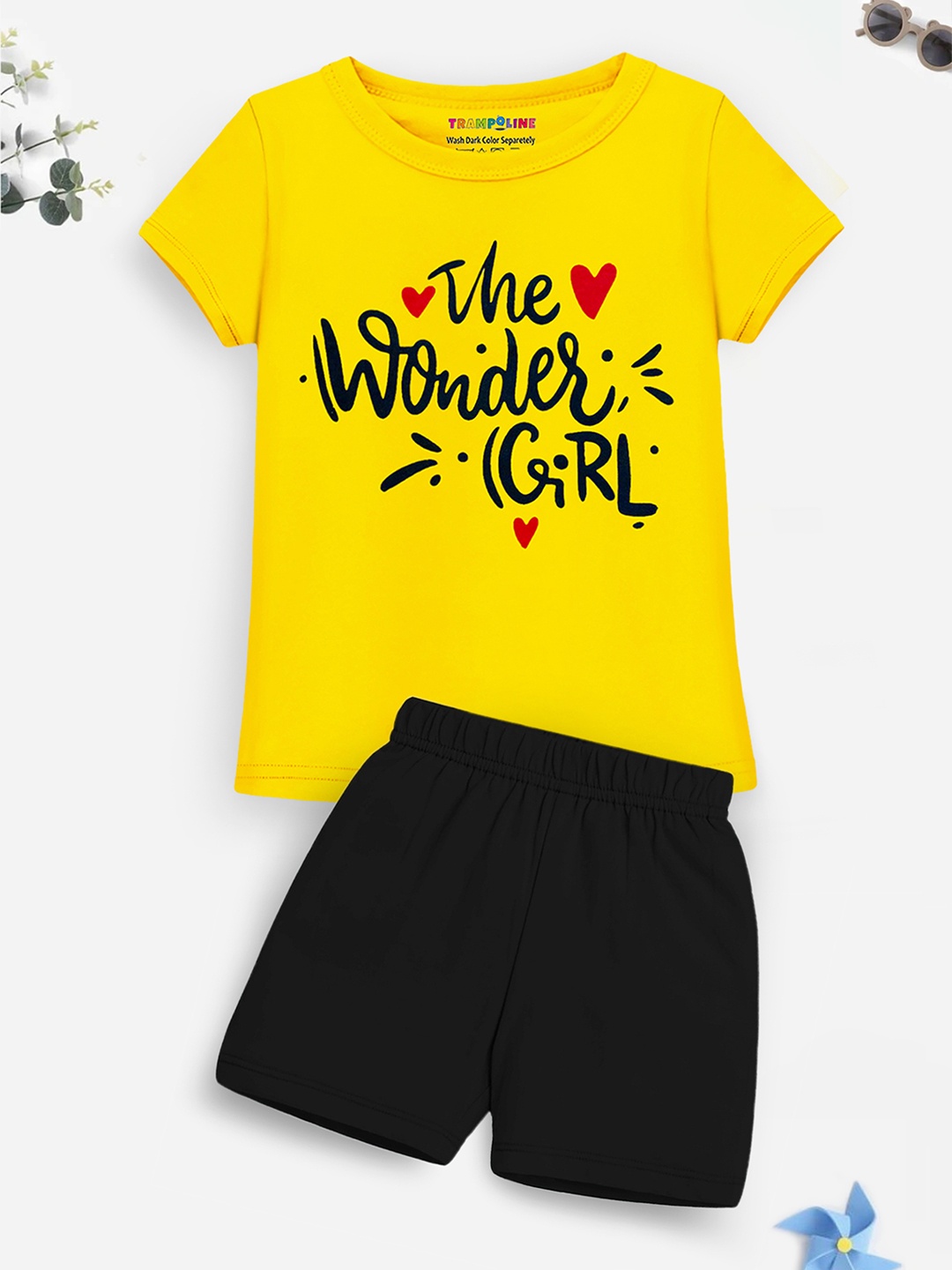 

Trampoline Girls Printed T-shirt with Shorts, Yellow