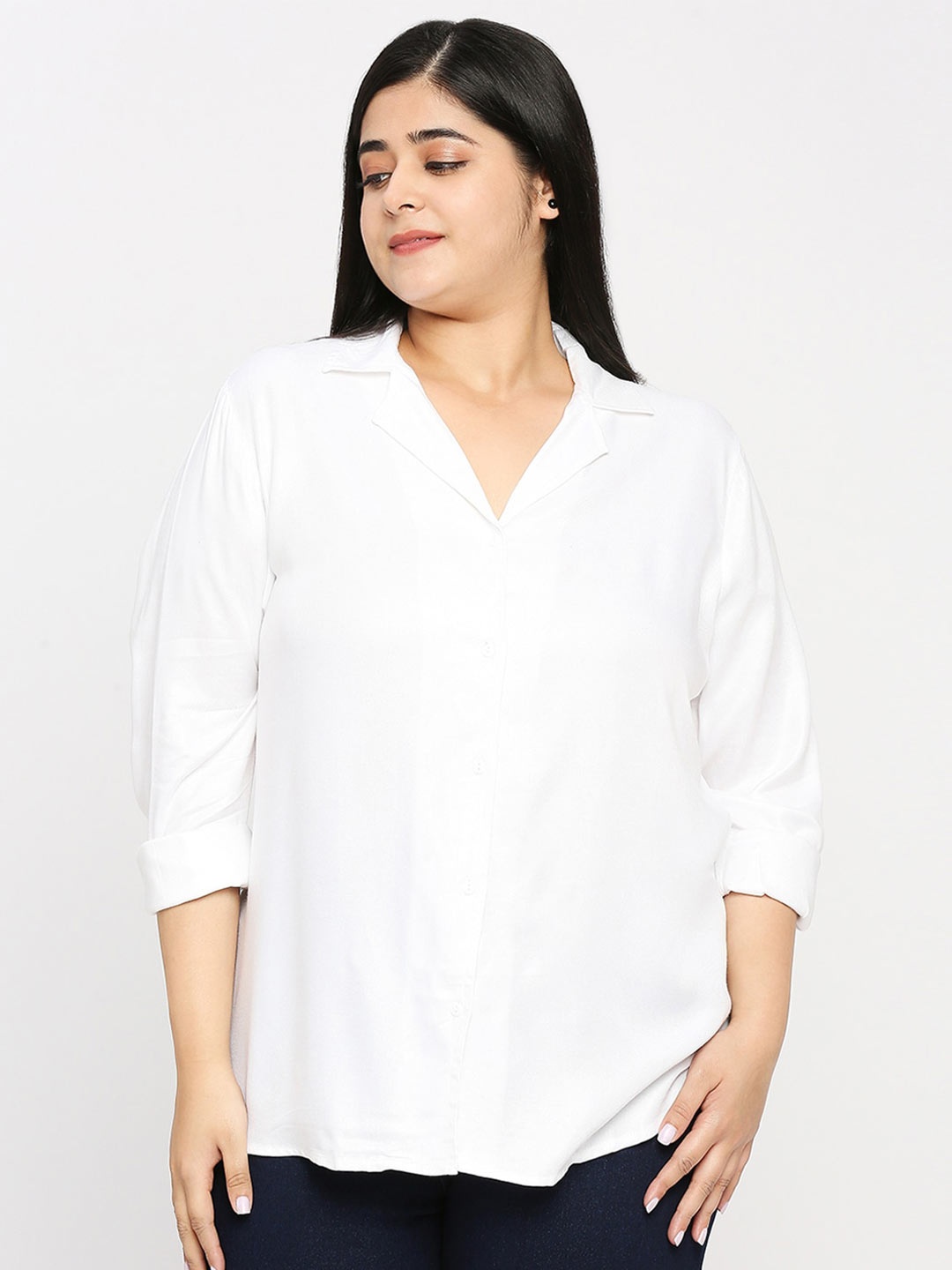 

Style Quotient White Smart Opaque Formal Shirt