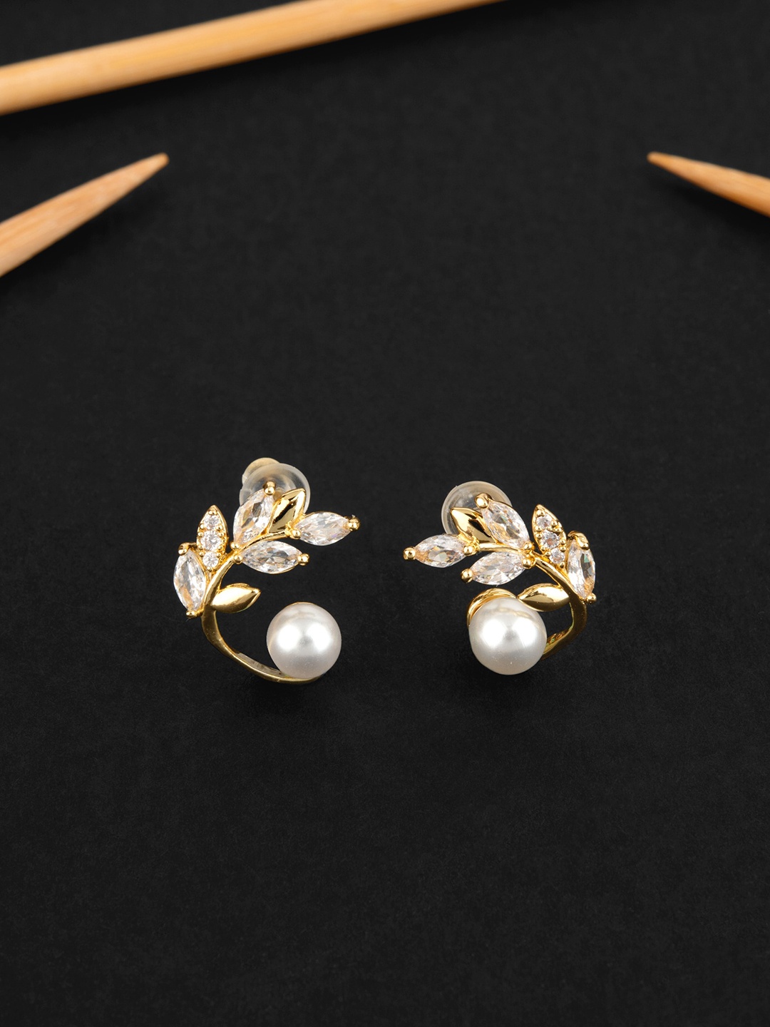 

E2O Gold-Plated Contemporary Stud Earrings