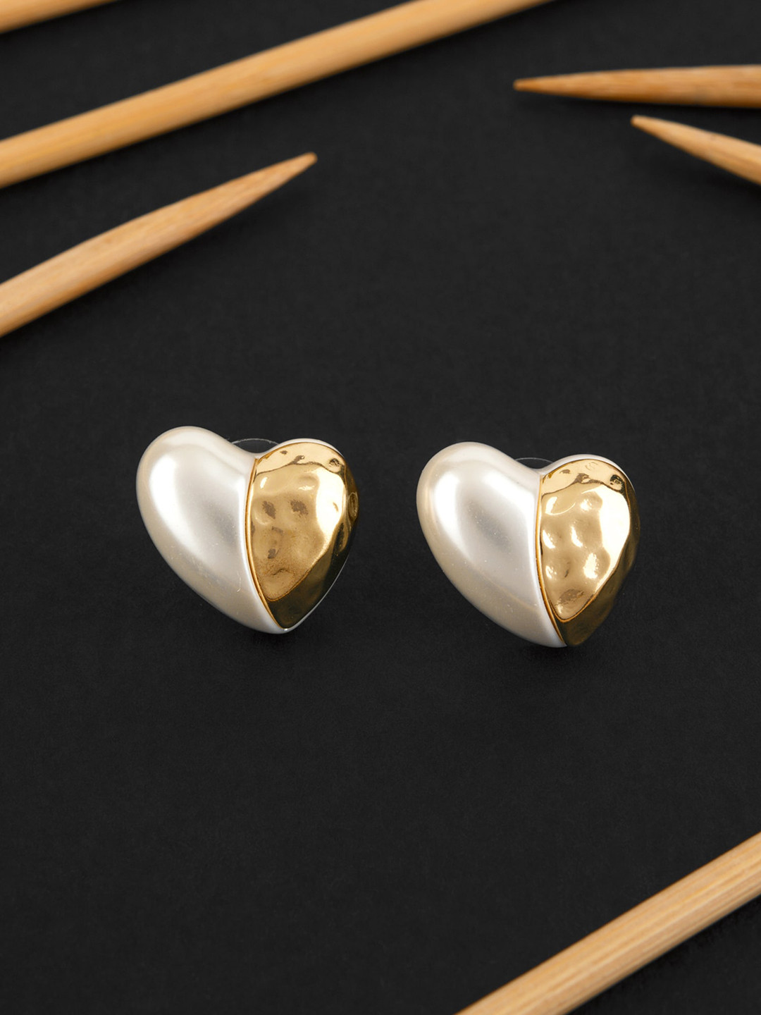 

E2O Gold-Plated Heart Shaped Stud Earrings, White