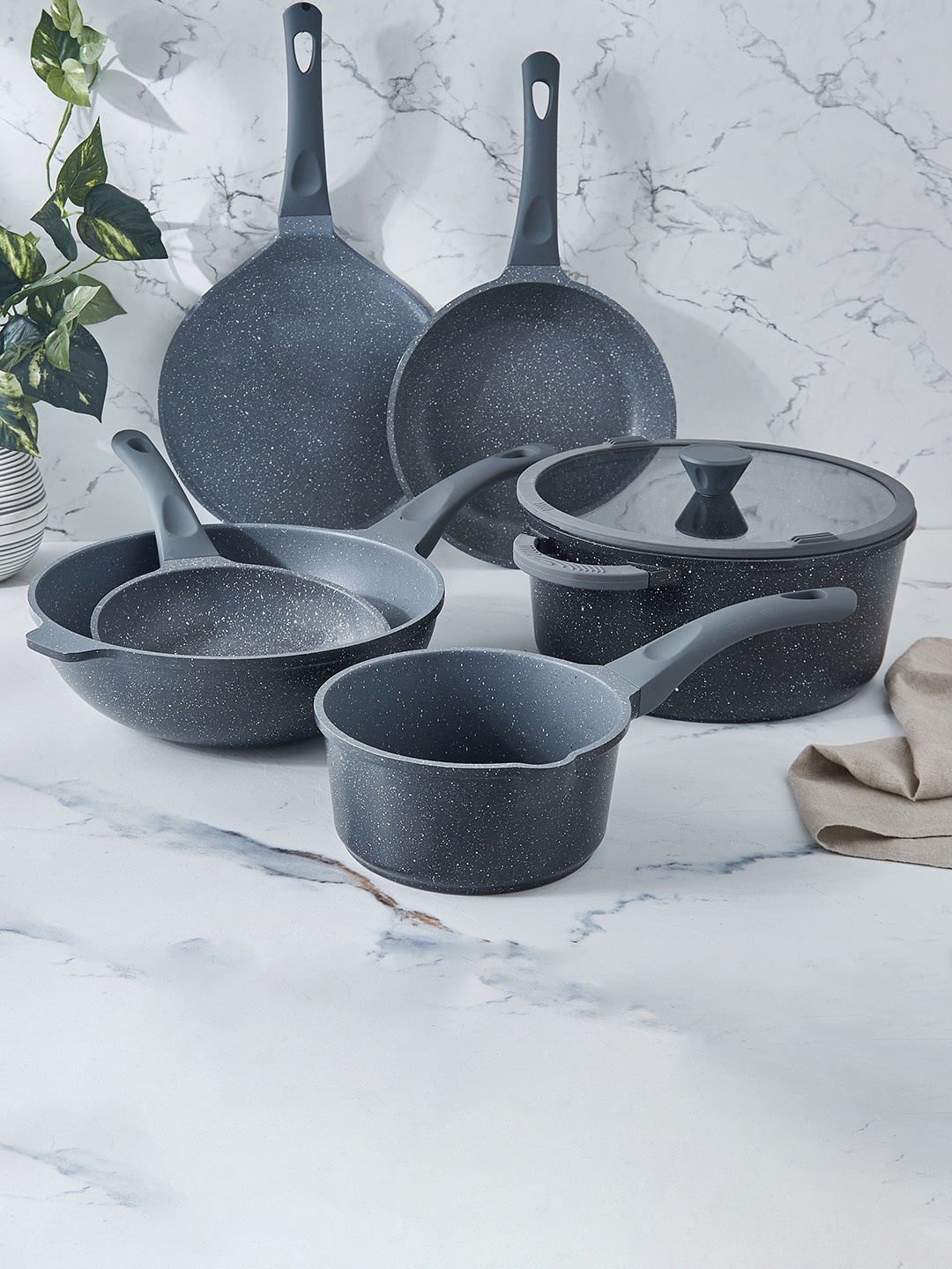 

Home Centre Marshmallow Adele Grey Aluminium Non-Stick Crepe Pan with Handle