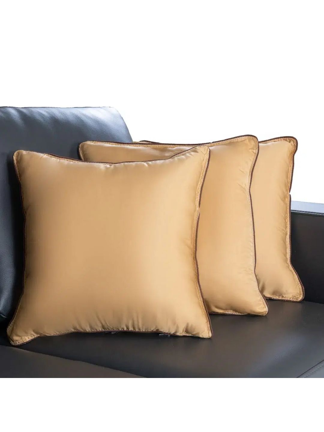 

wakefit Beige 3 Pieces Cotton Pre Filled Square Cushions