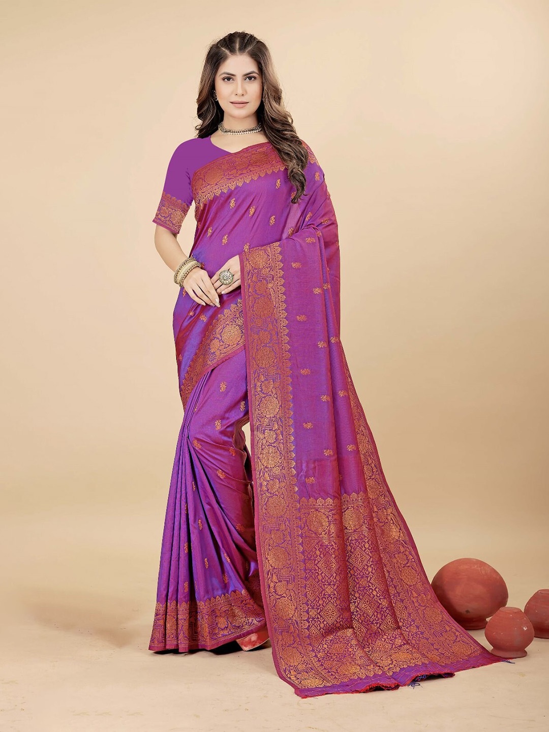 

AVANTIKA FASHION Woven Design Zari Pure Silk Kanjeevaram Saree, Purple