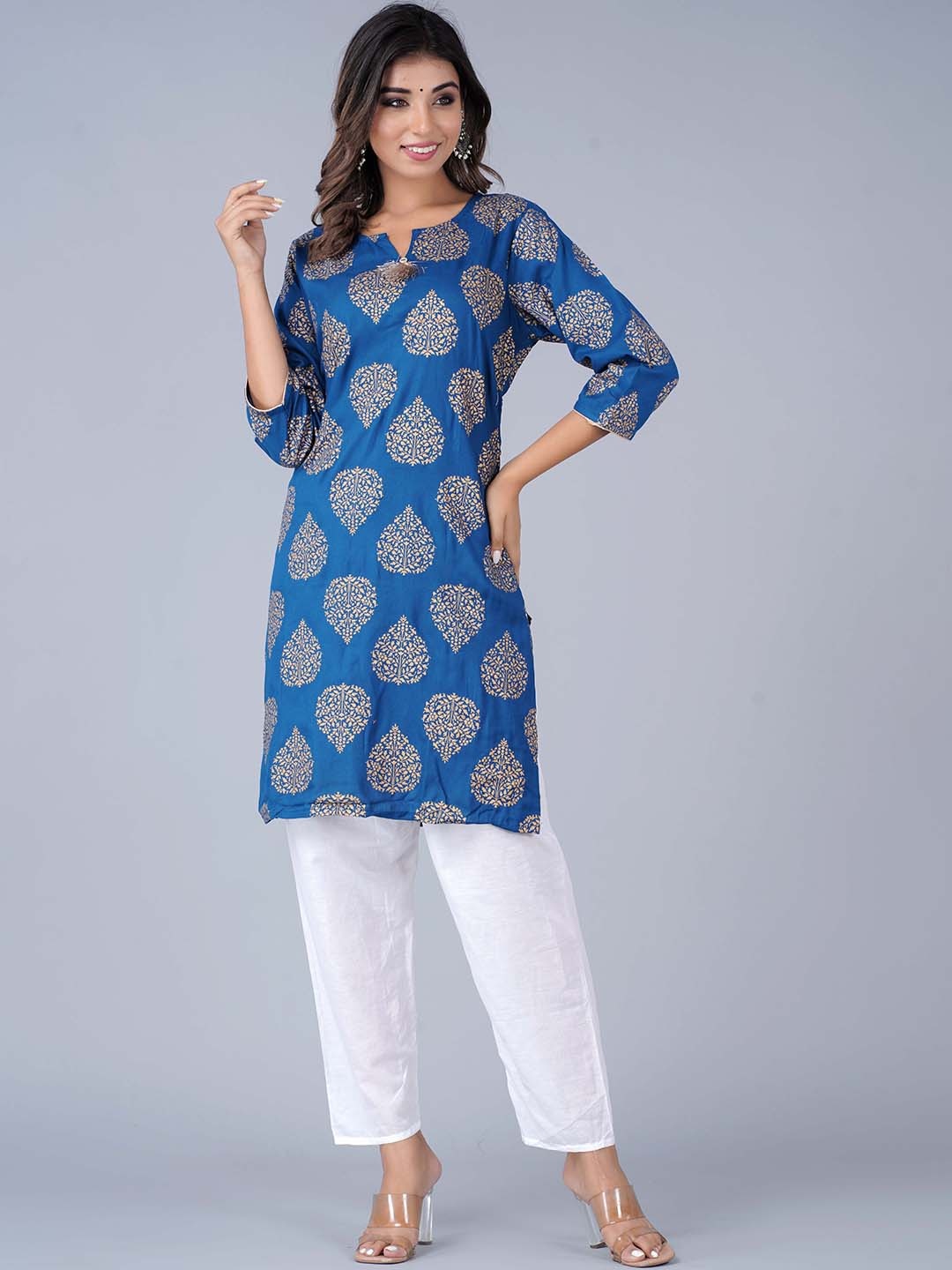 

HERE&NOW Blue & Beige Ethnic Motifs Printed Straight Kurta