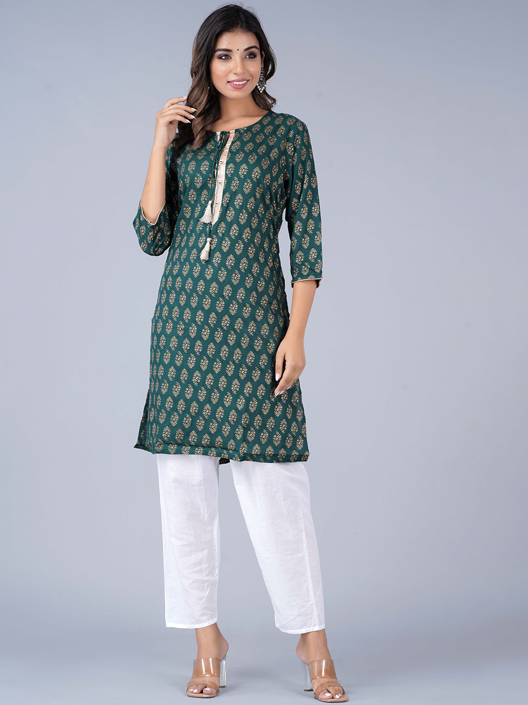 

HERE&NOW Green & Beige Ethnic Motifs Printed Straight Kurta