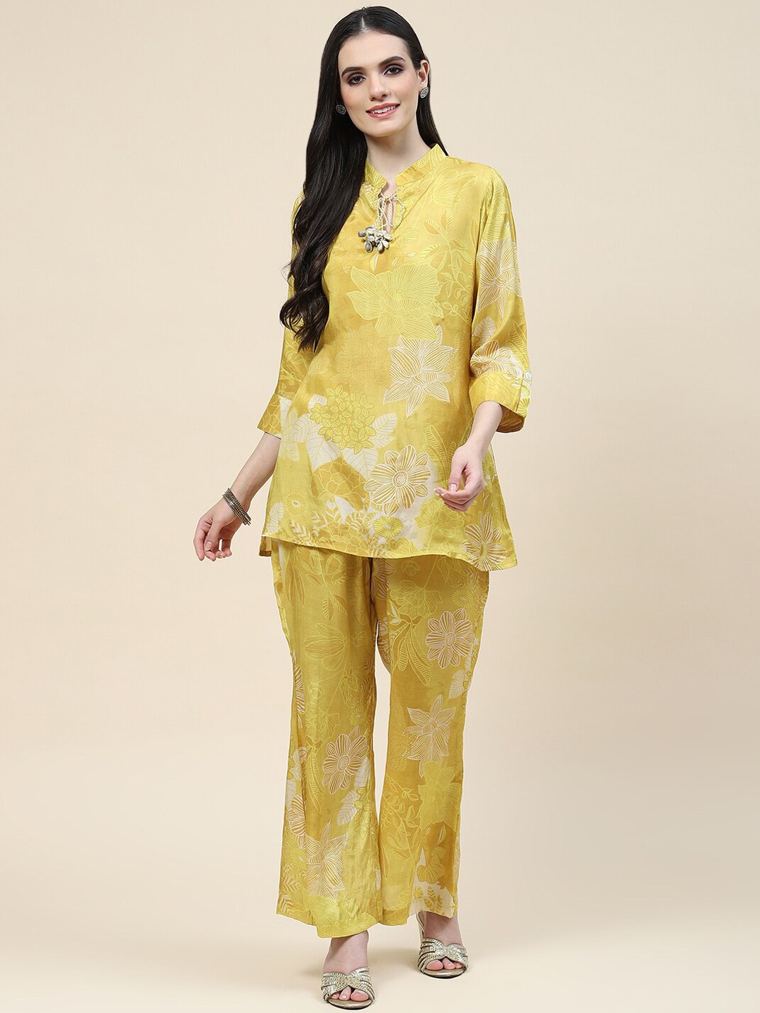

Meena Bazaar Floral Printed Regular Kurti With Trousers, Mustard