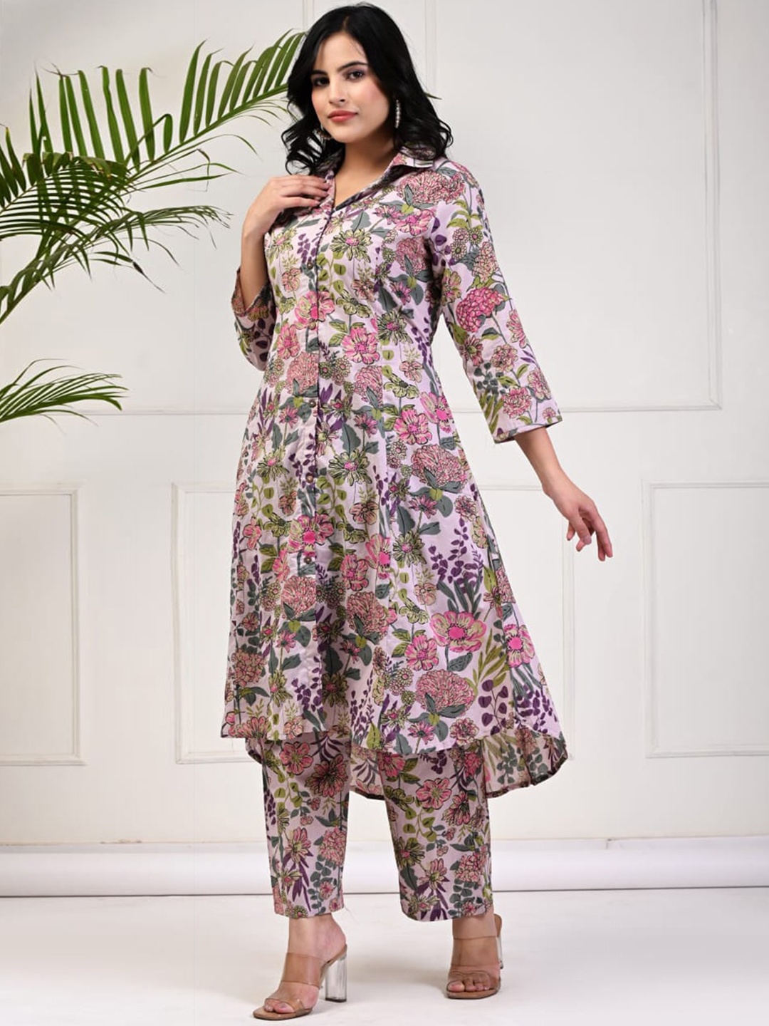 

Meena Bazaar Floral Printed Regular Kurta With Trousers, Pink