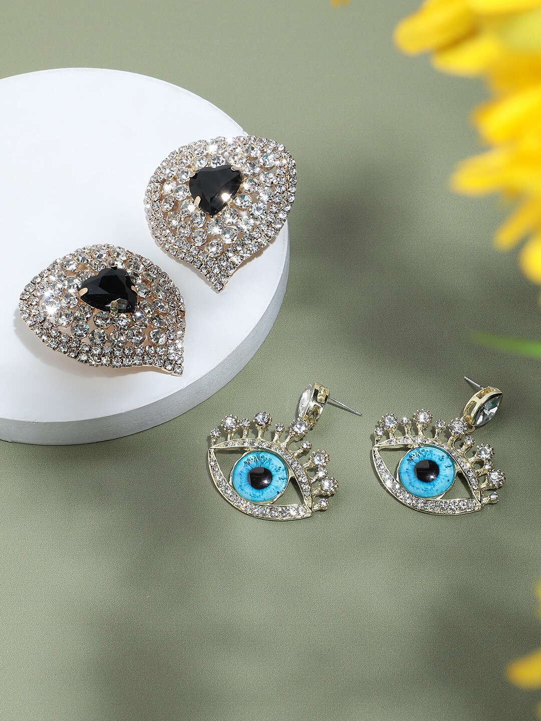 

SOHI Set Of 2 Silver-Plated Contemporary Studs Earrings