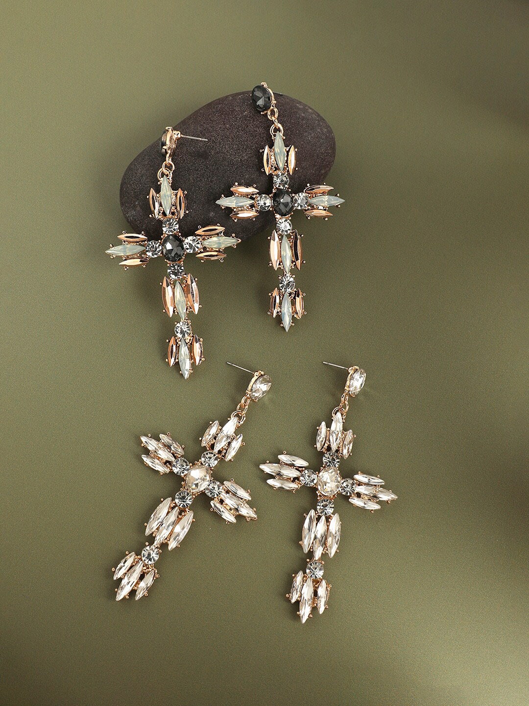 

SOHI Set Of 2 Gold-Plated Contemporary Stone Studded Drop Earrings