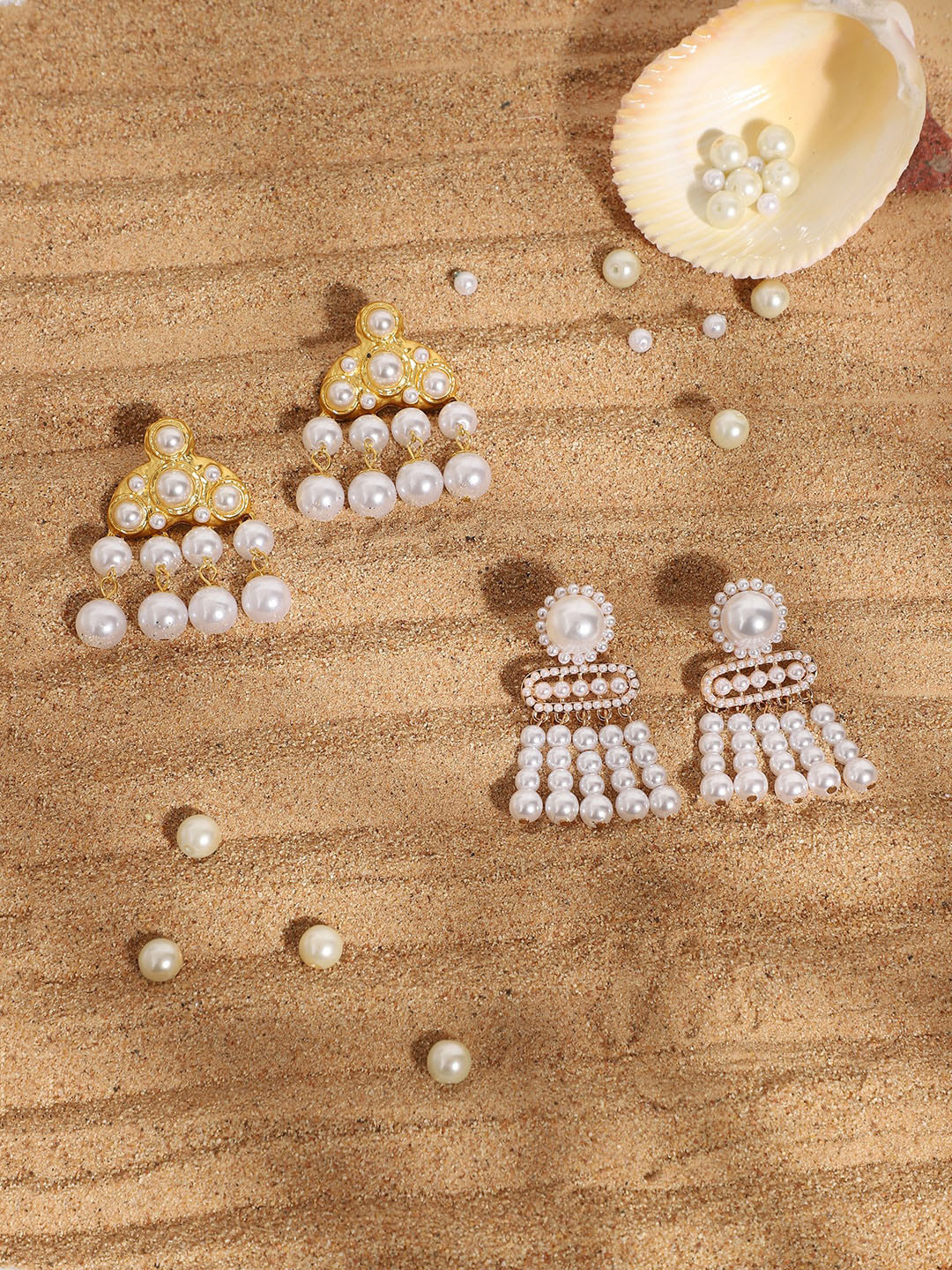 

SOHI Pack Of 2 Gold-Plated Contemporary Drop Earrings