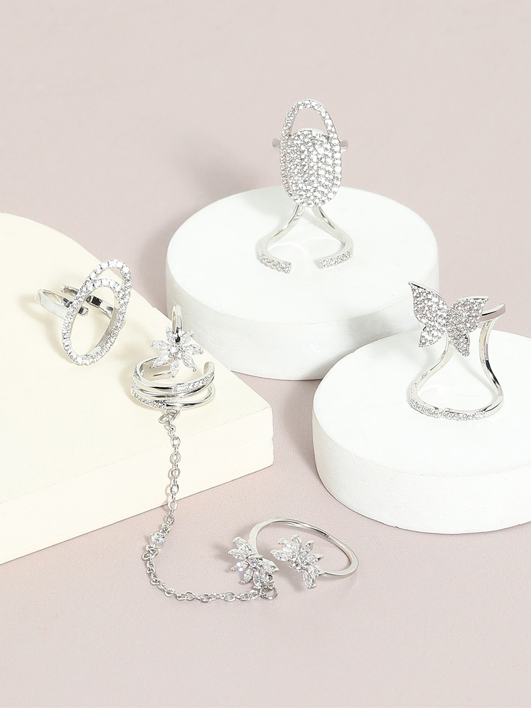 

SOHI Set Of 4 Silver-Plated Stone Studded Rings
