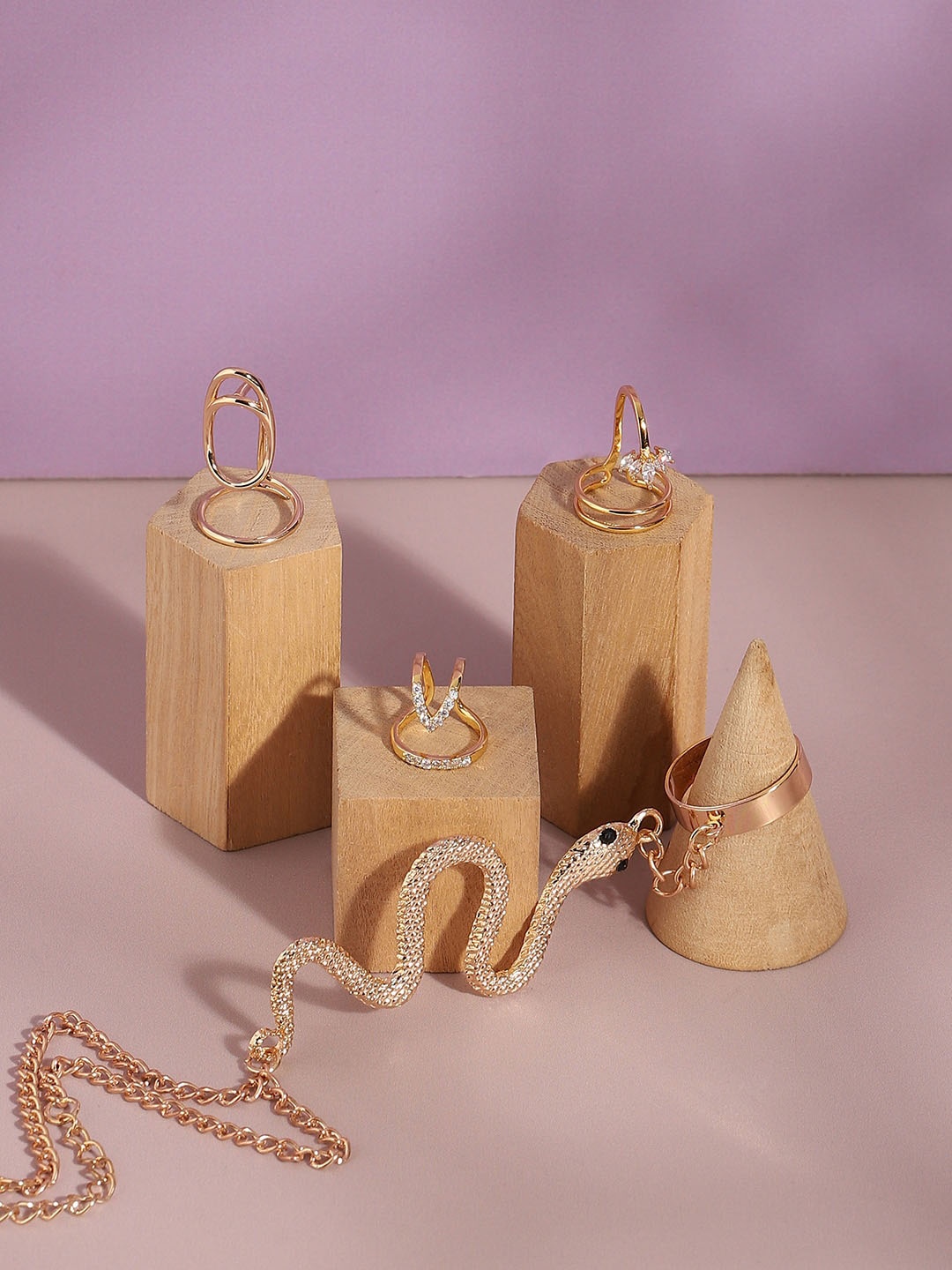

SOHI Set Of 4 Gold-Plated & Stone-Studded Adjustable Finger Rings