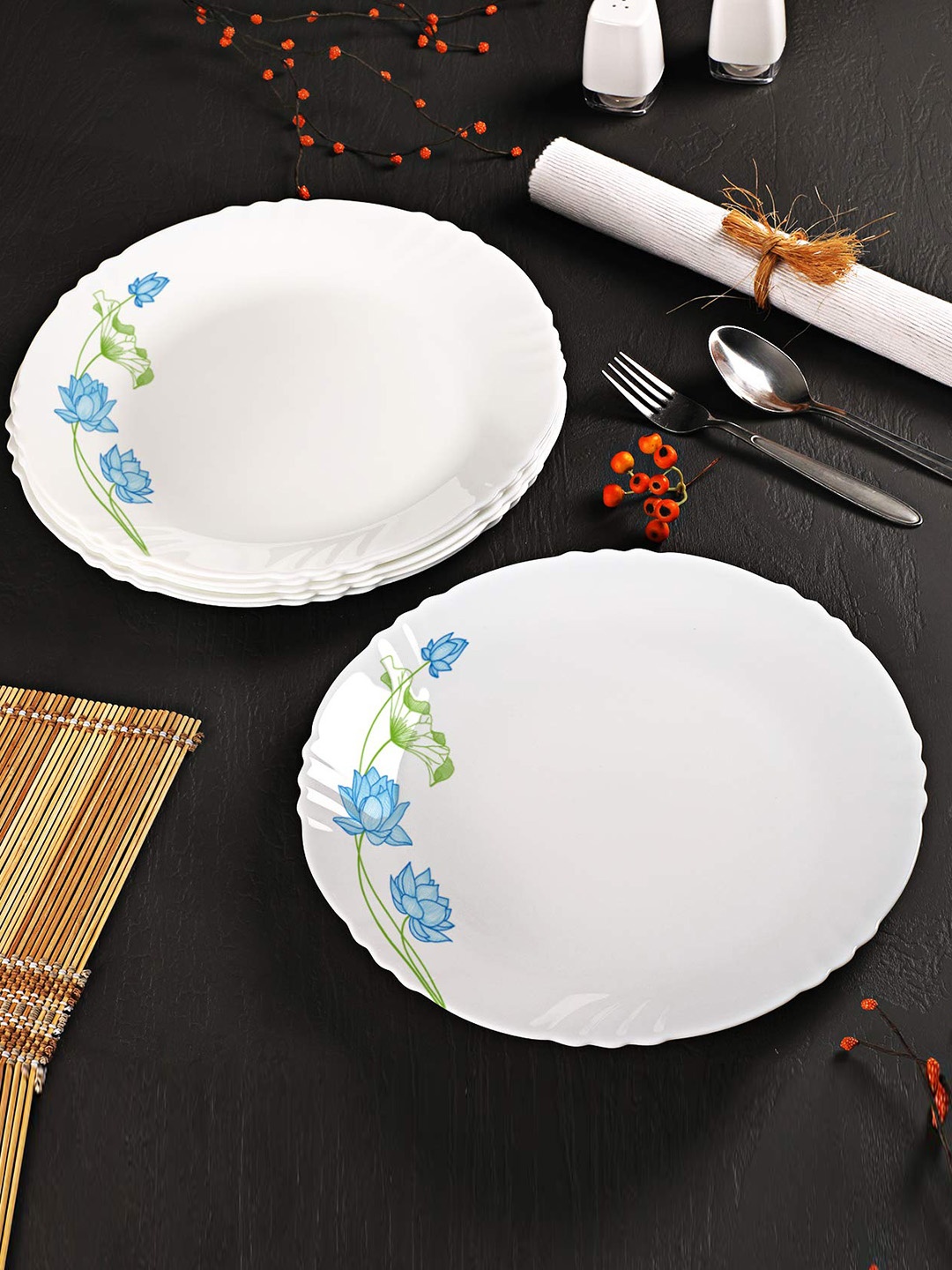 

Cello Imperial 6 Pcs White & Blue Neelkamal Dinner Plates