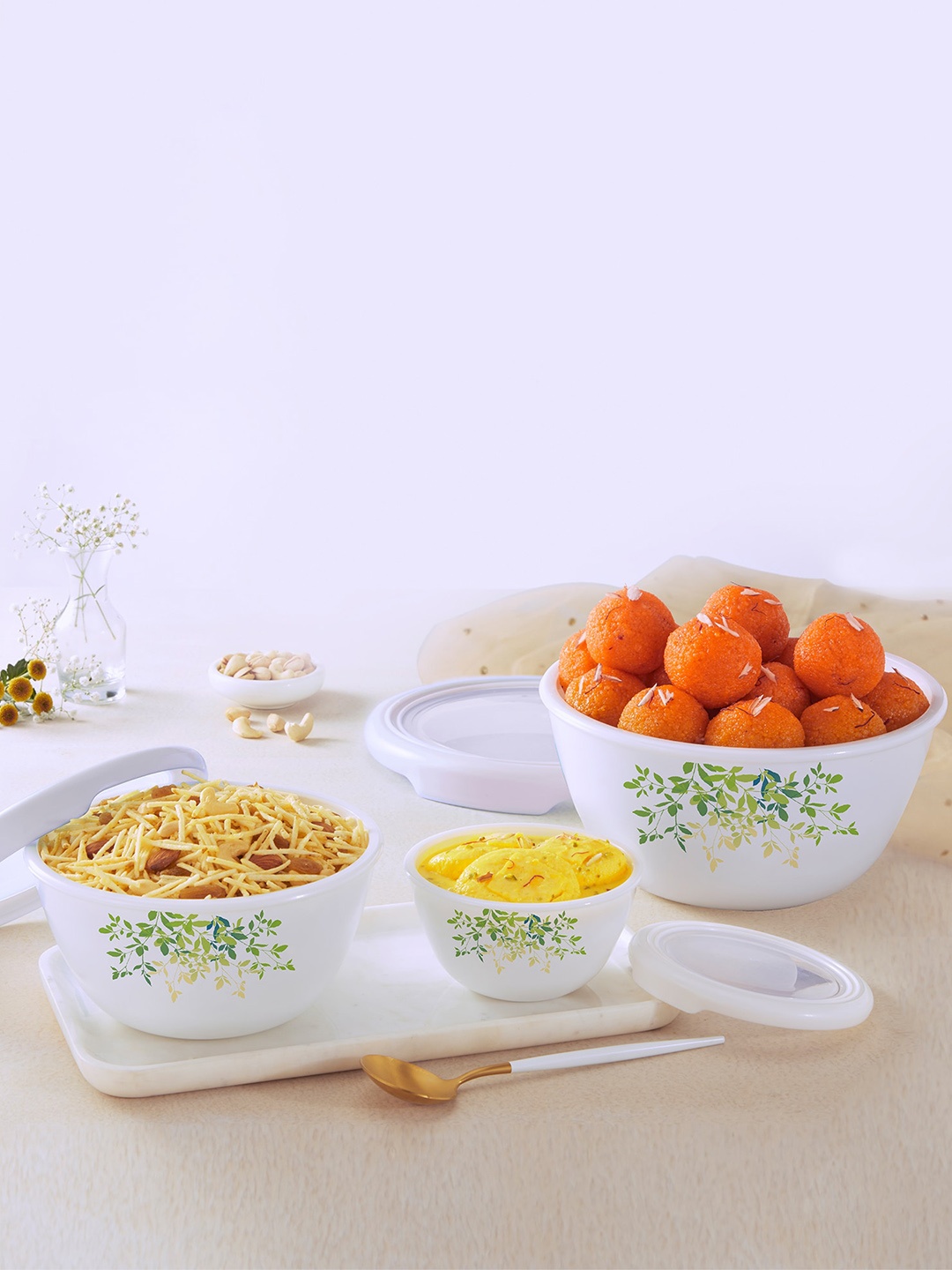 

Cello Royale Series 3pc Green Orchard Opalware Mixing Bowl with Premium Lid- 500ml,1L,1.5L, White