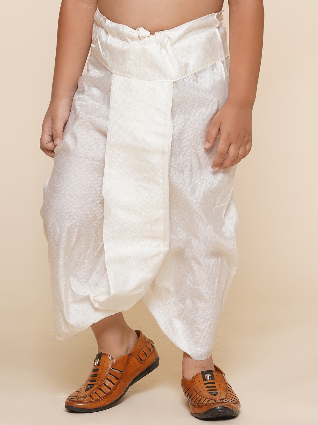 

Sethukrishna Boys Mid Rise Dhoti Pants, Cream