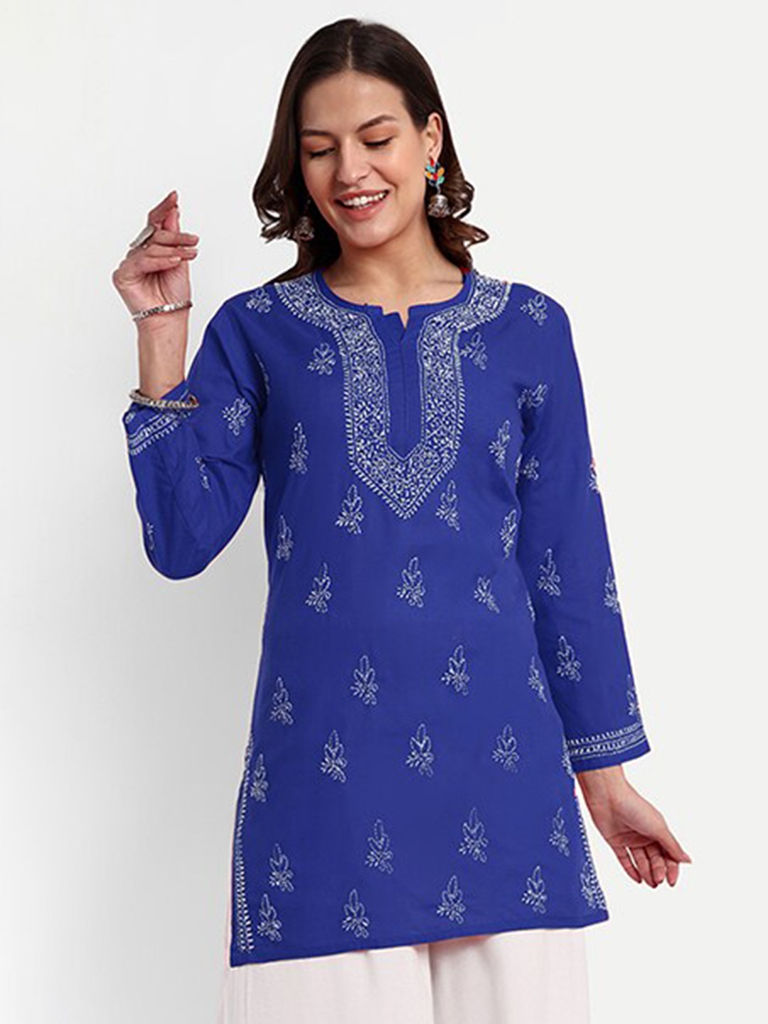 

ADA Ethnic Motifs Embroidered Pure Cotton Kurti, Blue