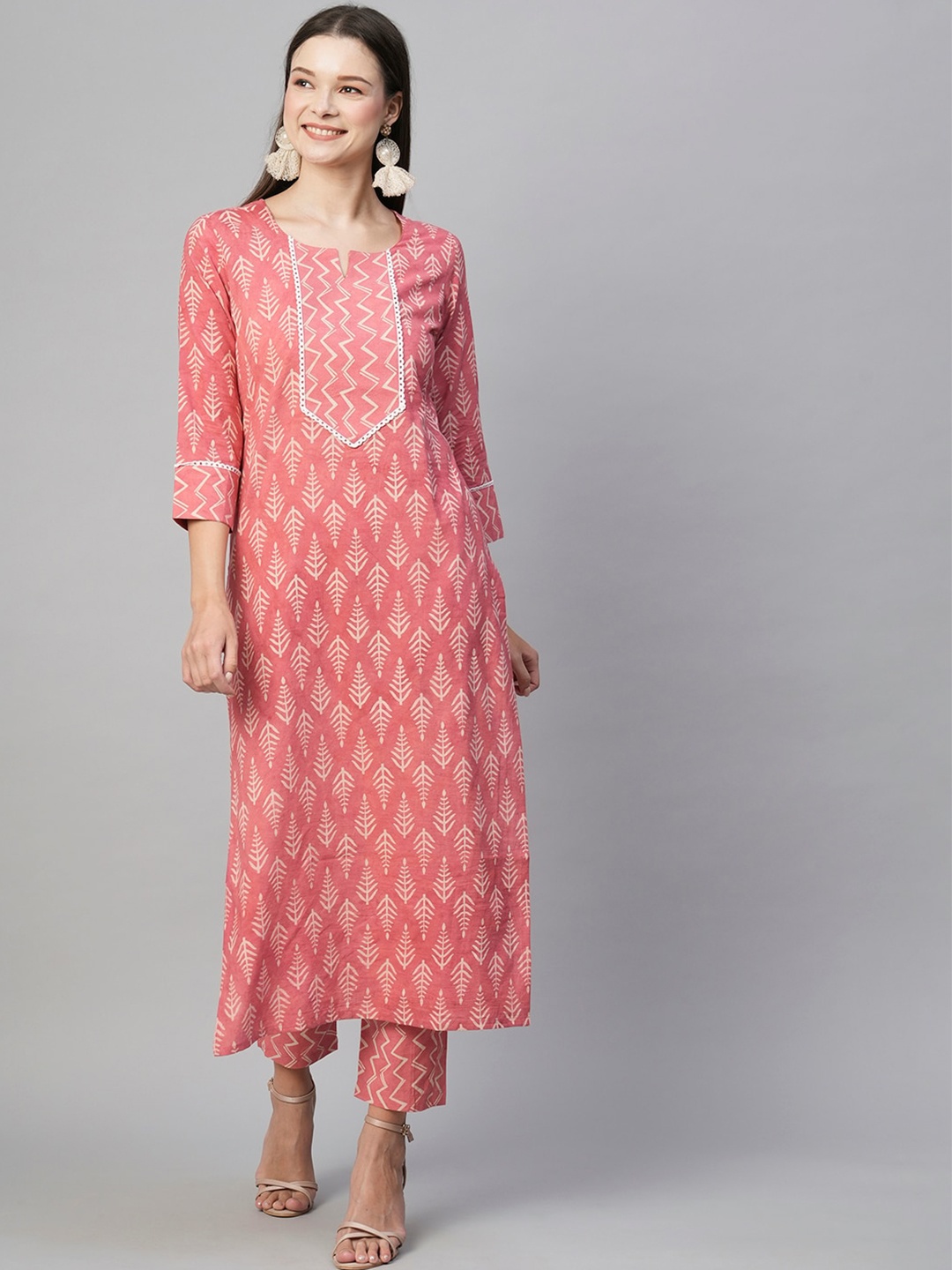 

KALINI Ethnic Motif Printed Straight Kurta with Trousers, Pink