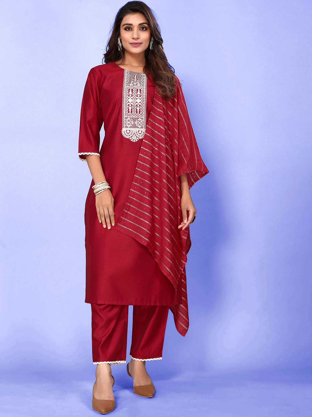 

Happy Design Floral Yoke Design Regular Thread Work Kurta With Trousers & Dupatta, Maroon