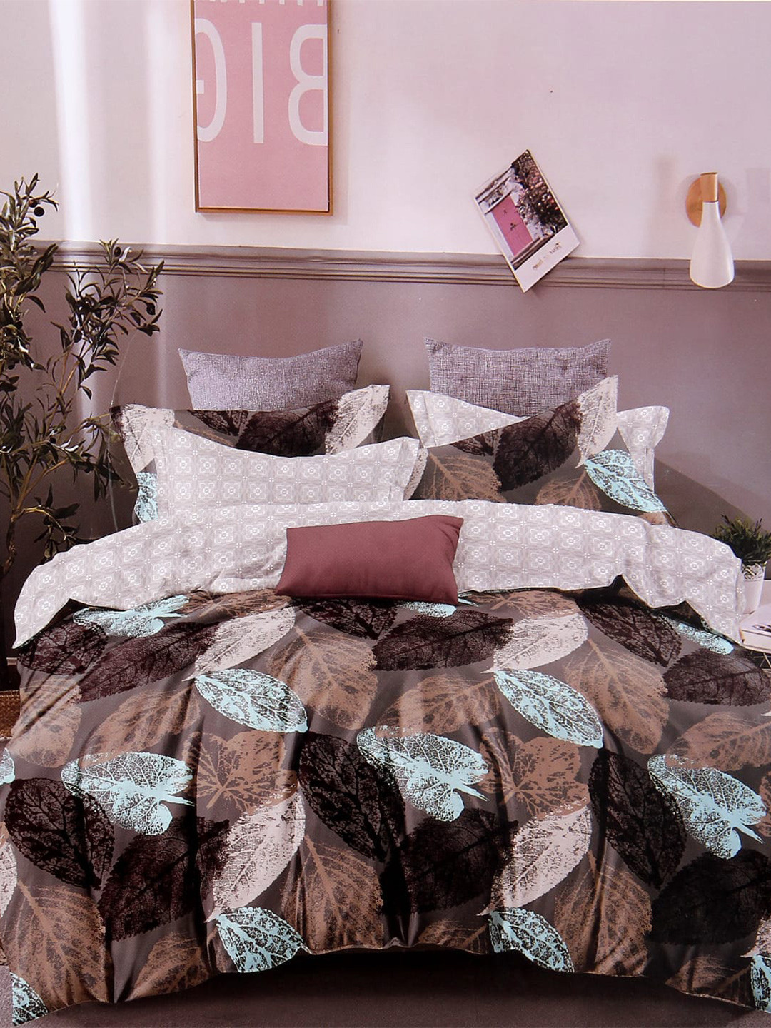

Bajo's Brown & White Floral 300 TC Cotton Queen Bedsheet with 2 Pillow Covers