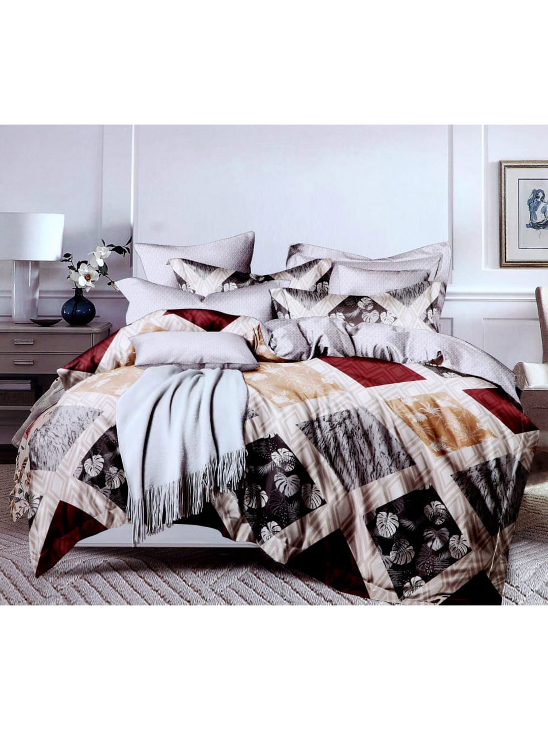 

Bajo's White & Brown Abstract 300 TC Cotton Queen Bedsheet with 2 Pillow Covers