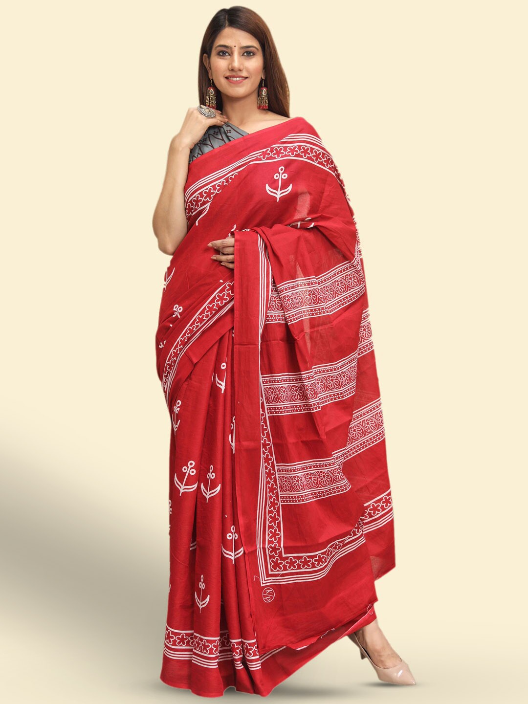 

BUTA BUTI Floral Printed Pure Cotton Saree, Red