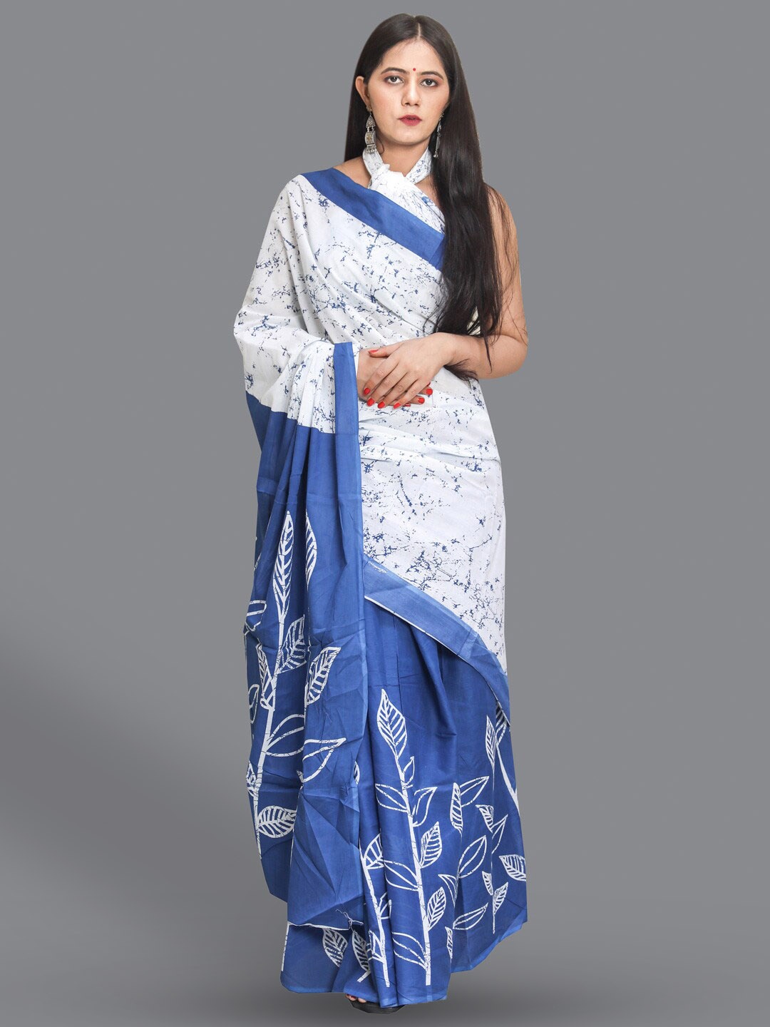 

BUTA BUTI Floral Printed Pure Cotton Saree, Blue