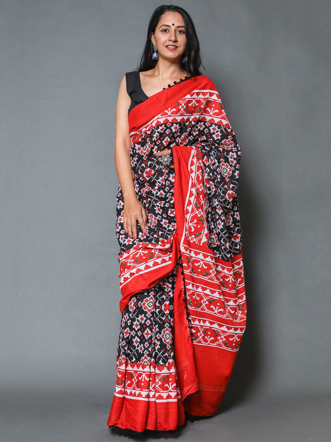 

BUTA BUTI Geometric Printed Pure Cotton Saree, Black