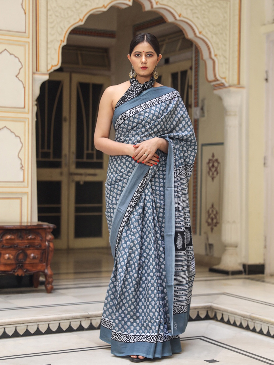 

BUTA BUTI Ethnic Motifs Printed Pure Cotton Saree, Blue
