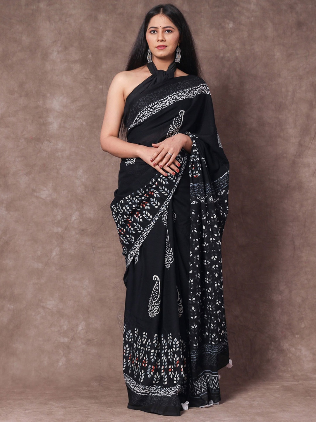 

BUTA BUTI Ethnic Motifs Printed Pure Cotton Saree, Black