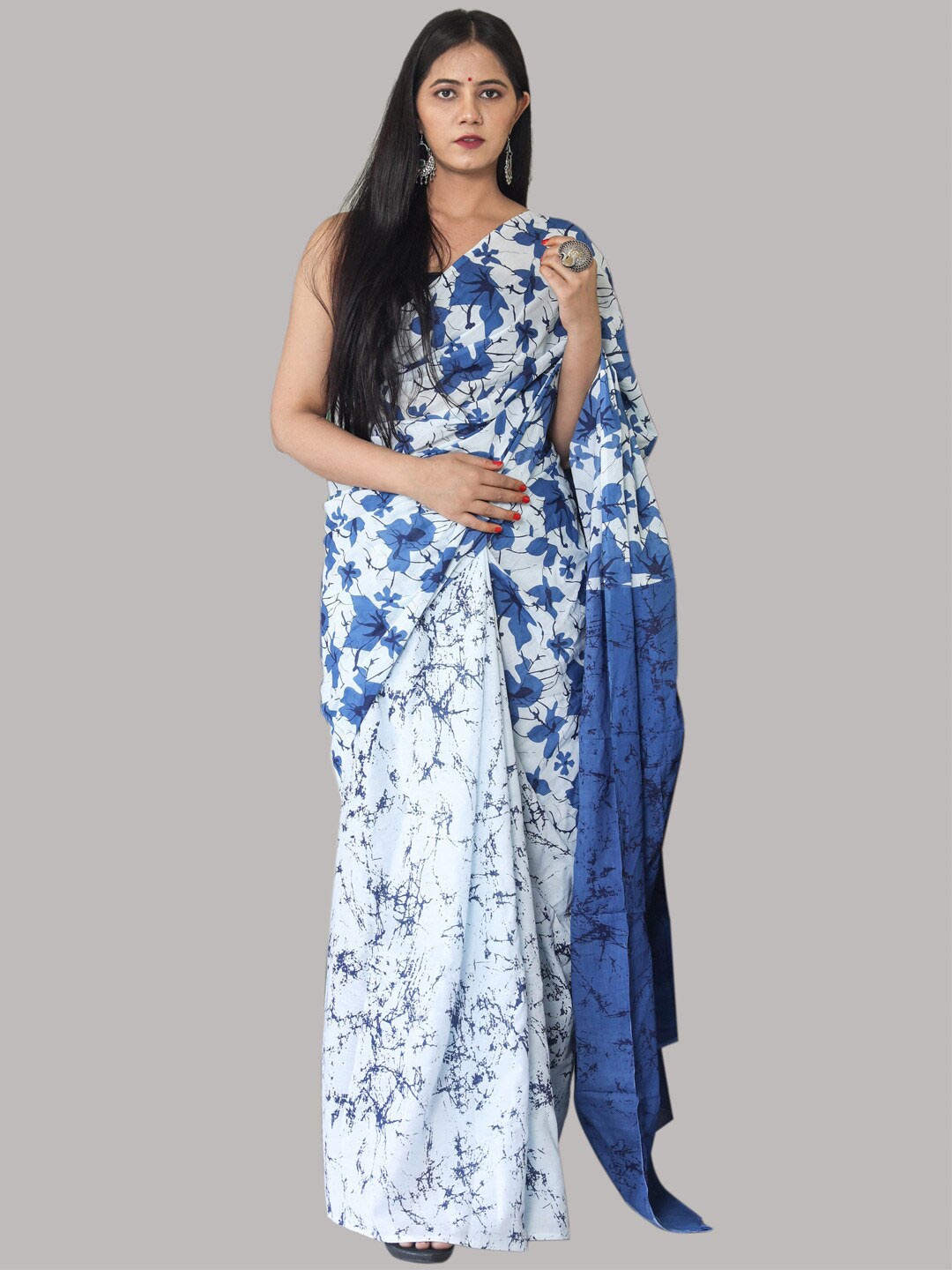 

BUTA BUTI Floral Printed Pure Cotton Saree, Blue