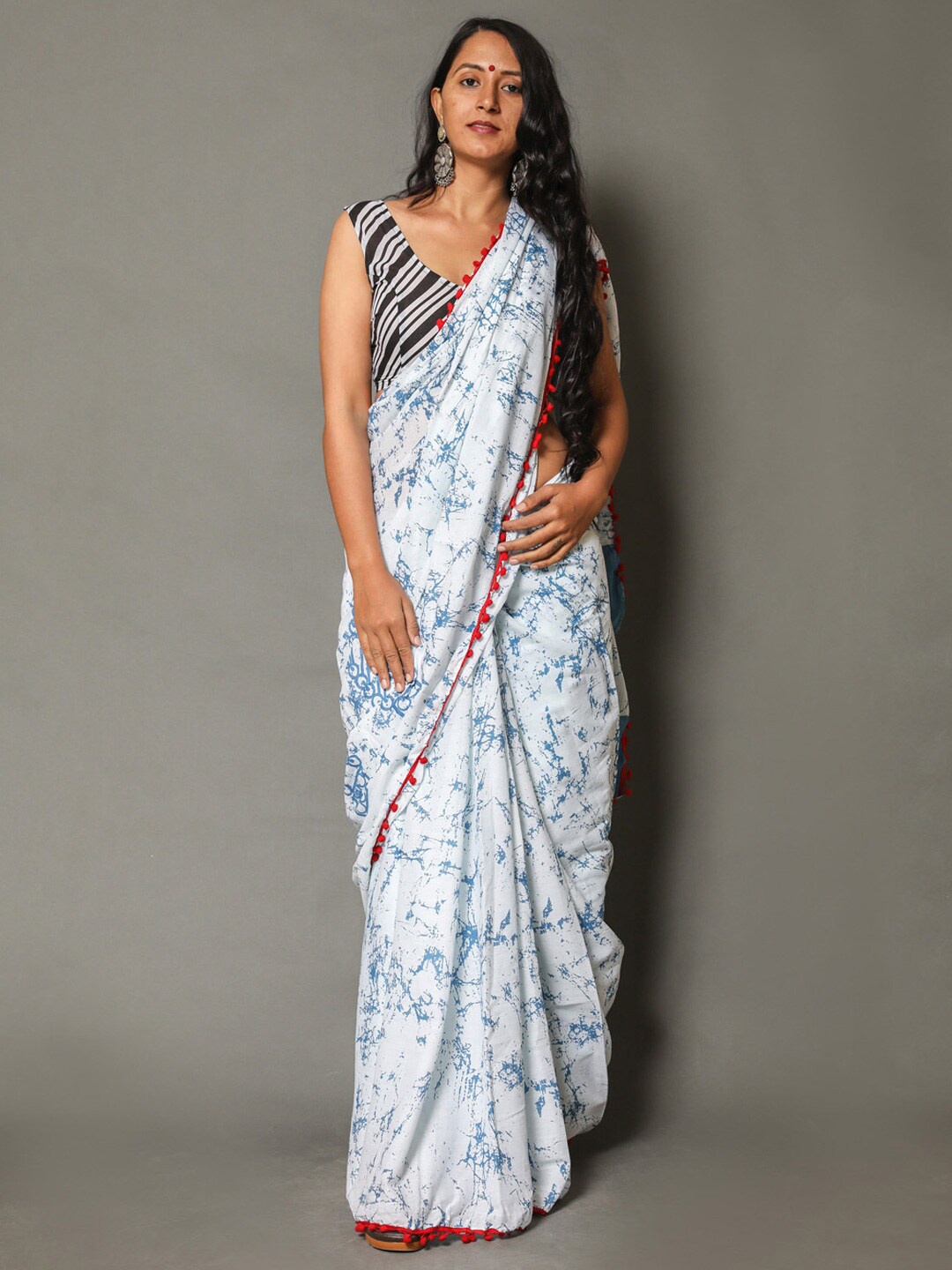 

BUTA BUTI Abstract Printed Pure Cotton Saree, Blue