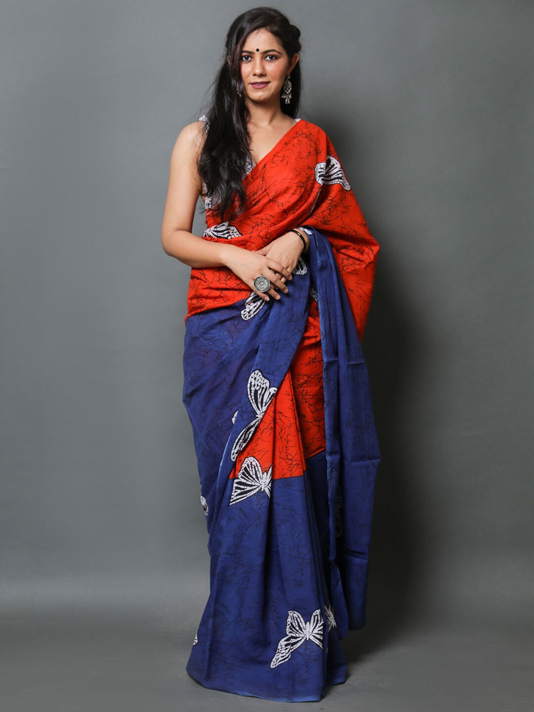

BUTA BUTI Conversational Printed Pure Cotton Saree, Red